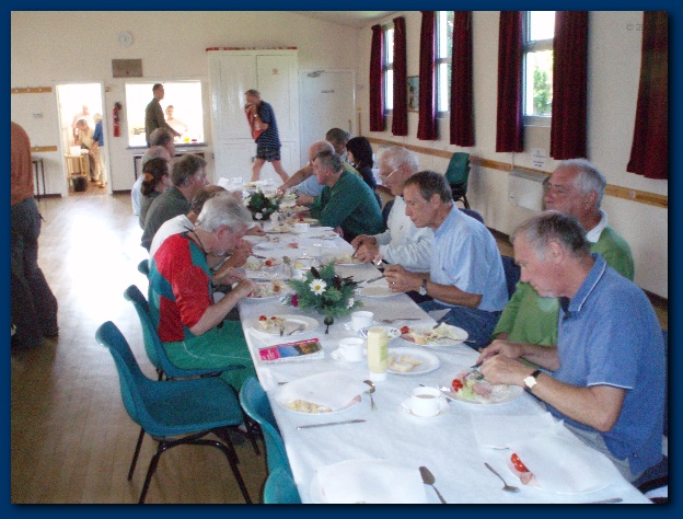 600x449 pixels (136K)